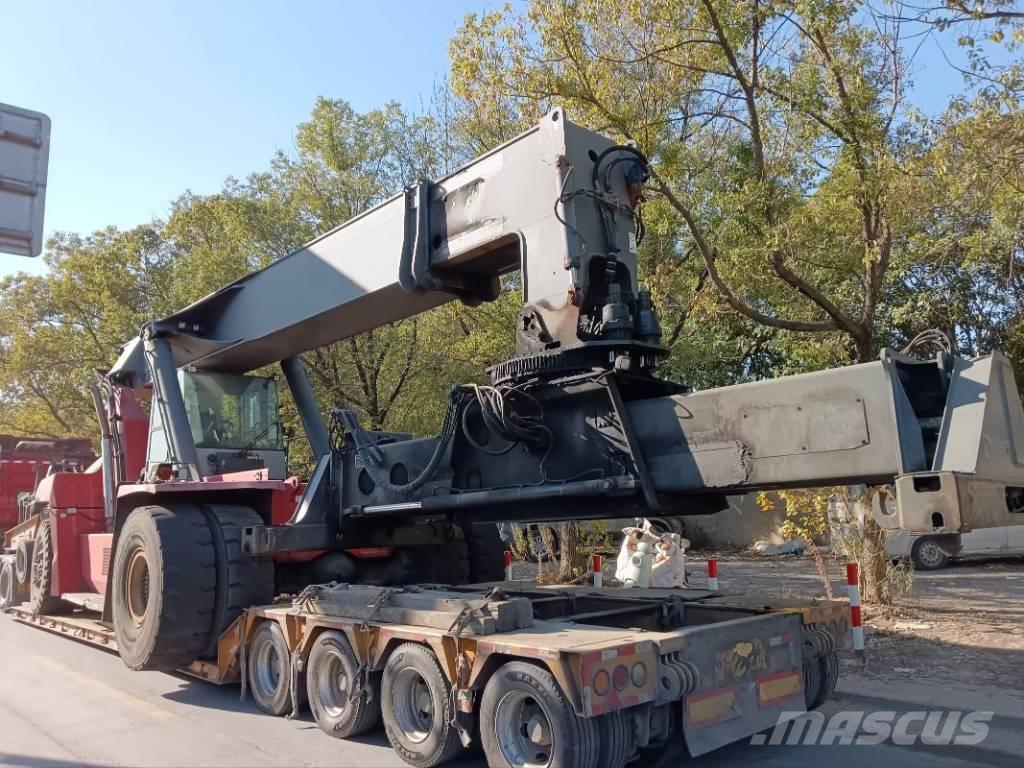 Kalmar DRT 450 رافعات حاويات