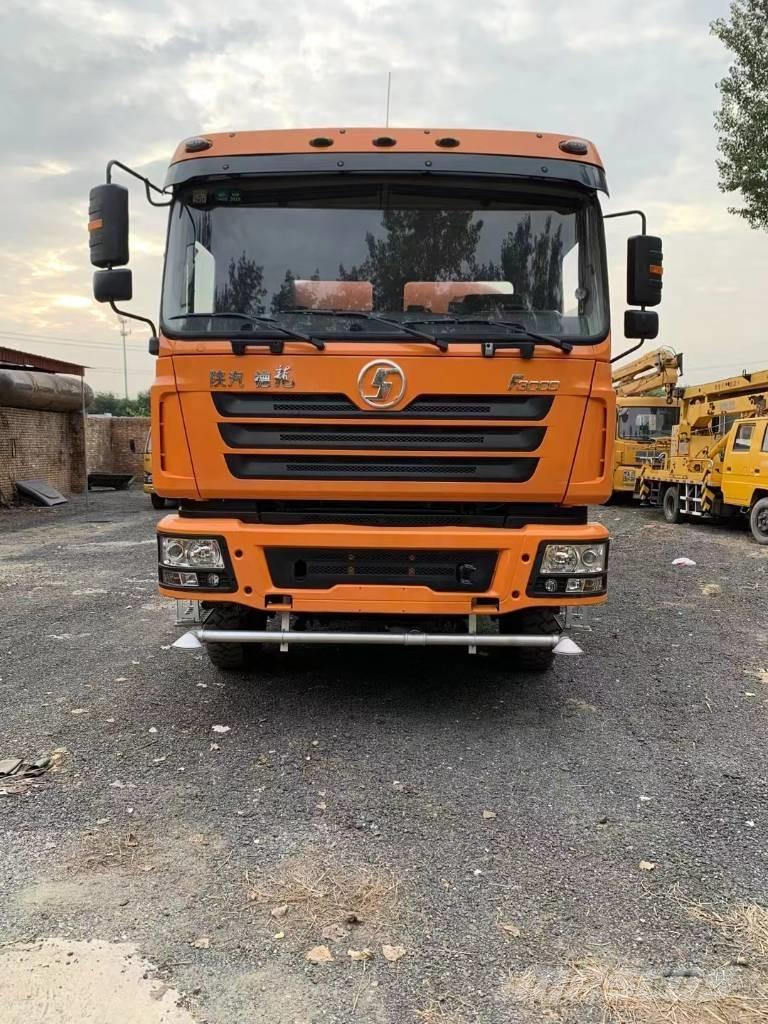 Shacman F3000 6X4 صهاريج مياه
