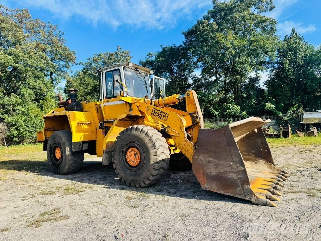 Liebherr L 551 لوادر بعجل