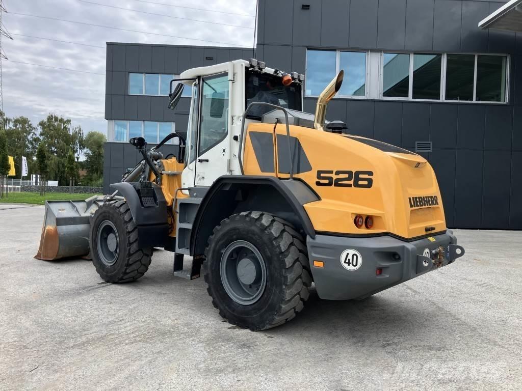 Liebherr L 526 لوادر بعجل