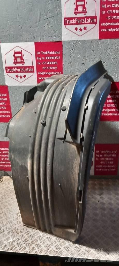 Scania 94 D.   1408465 كابينة والداخلية