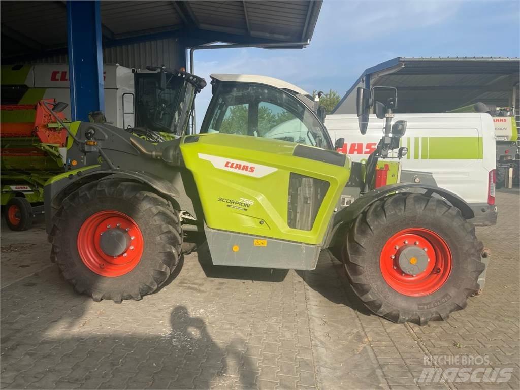CLAAS Scorpion 756 معدات مناولة لأغراض الزراعة
