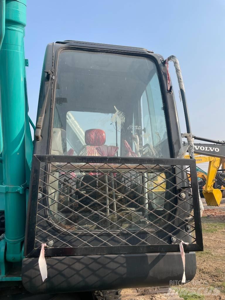 Kobelco SK 200 حفارات زحافة