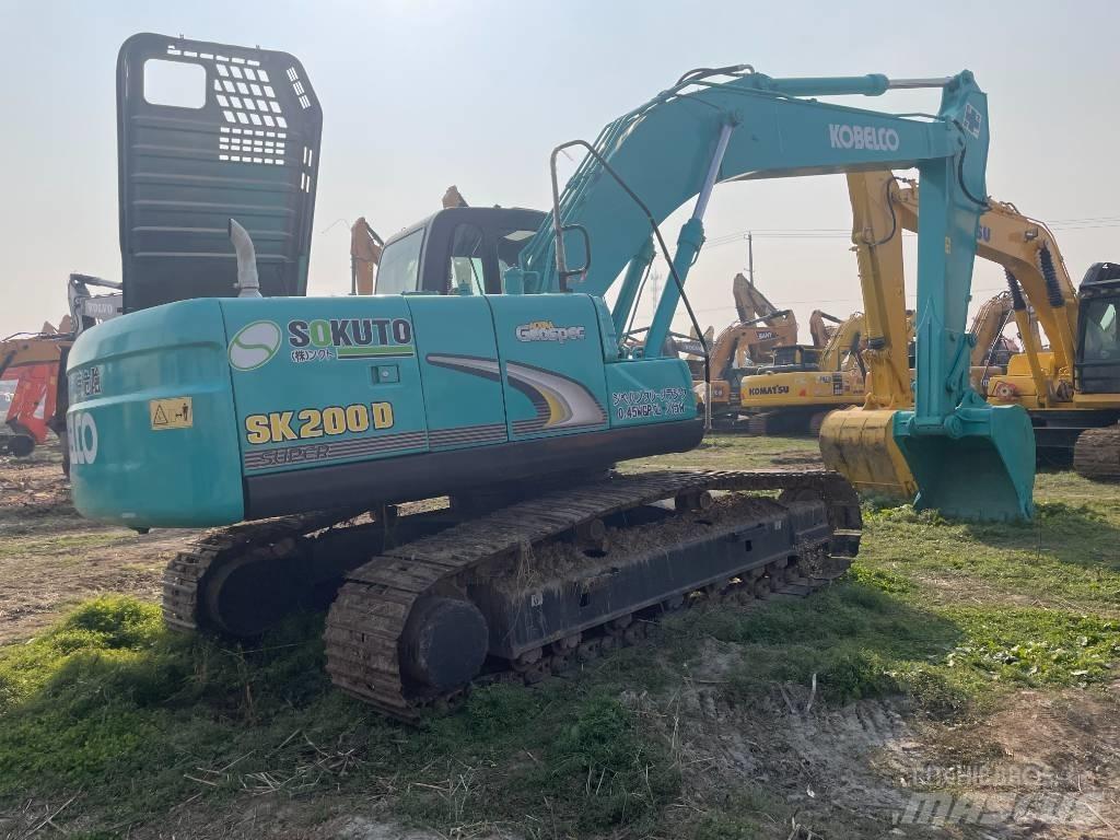 Kobelco SK 200 حفارات زحافة