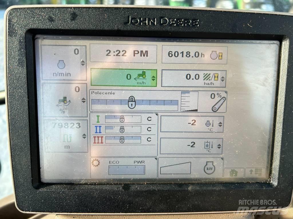 John Deere 6125 R الجرارات