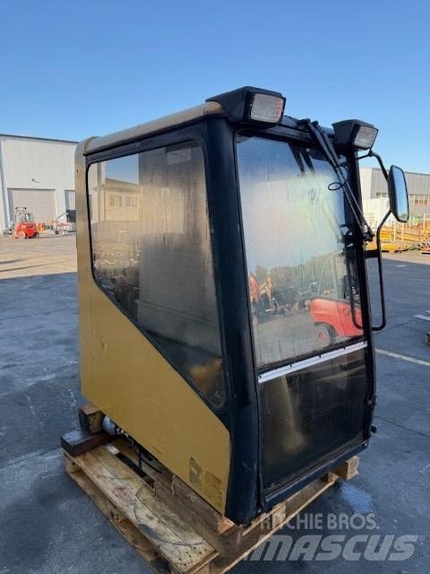 CAT 315 used cab كابينة والداخلية