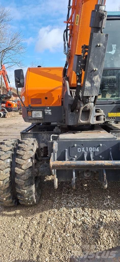 Doosan DX 100 W-7 حفارات بعجل