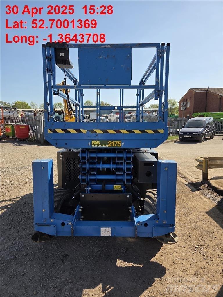 Genie GS 3369 رافعات مقصية الشكل