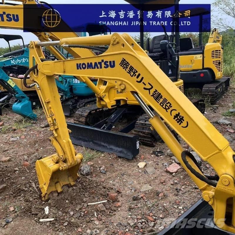 Komatsu PC 18 MR حفارات زحافة