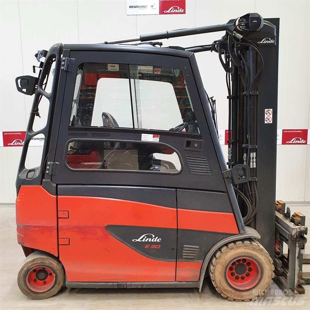 Linde E30/600HL شاحنات ذات رافعات شوكية تعمل بالكهرباء