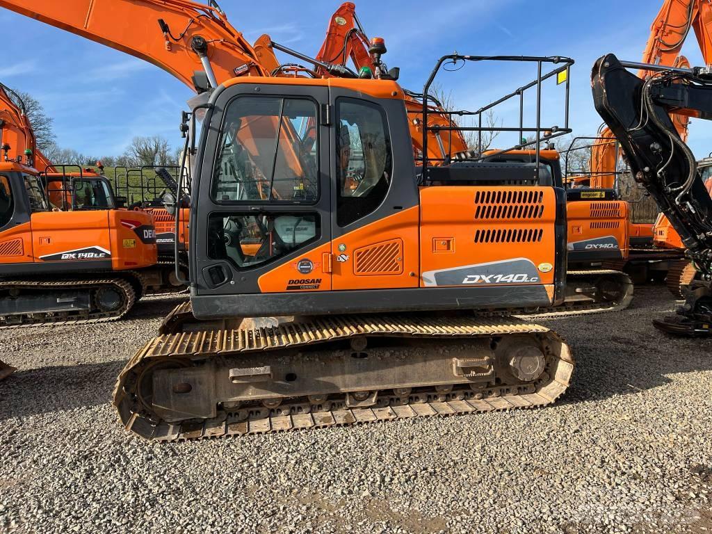 Doosan DX140LC-5 حفارات زحافة