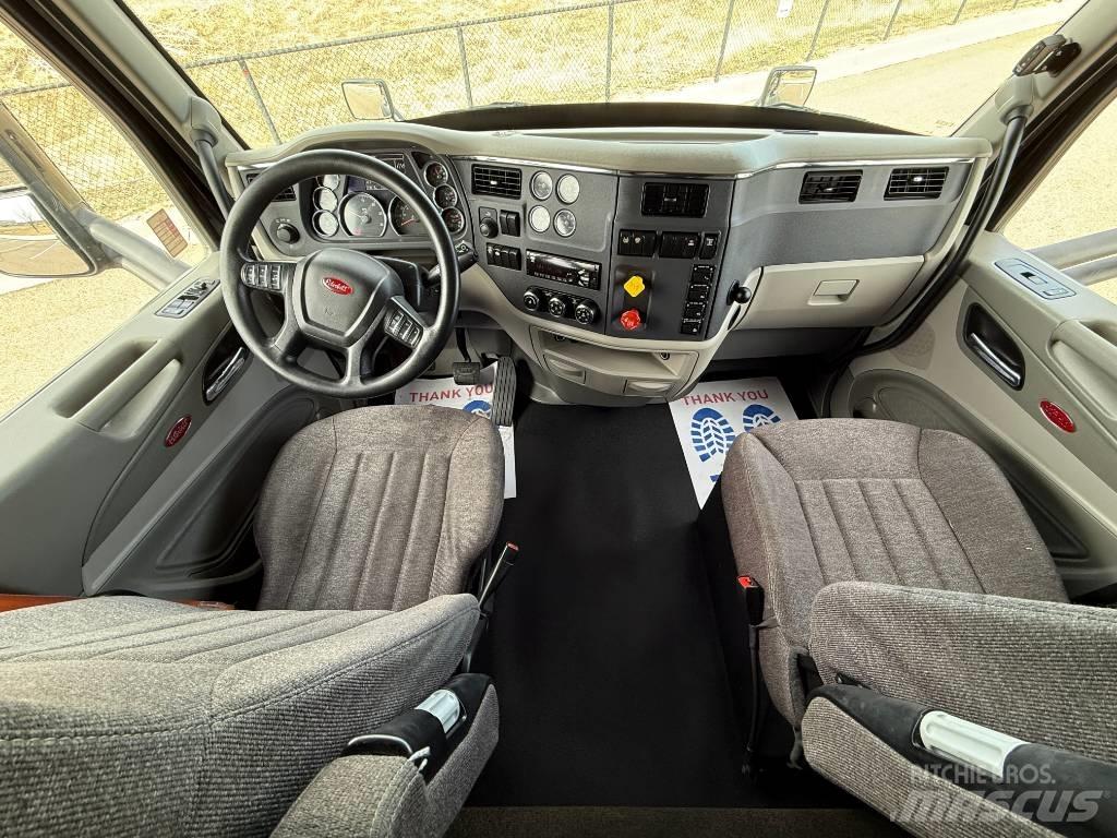 Peterbilt 579 وحدات الجر