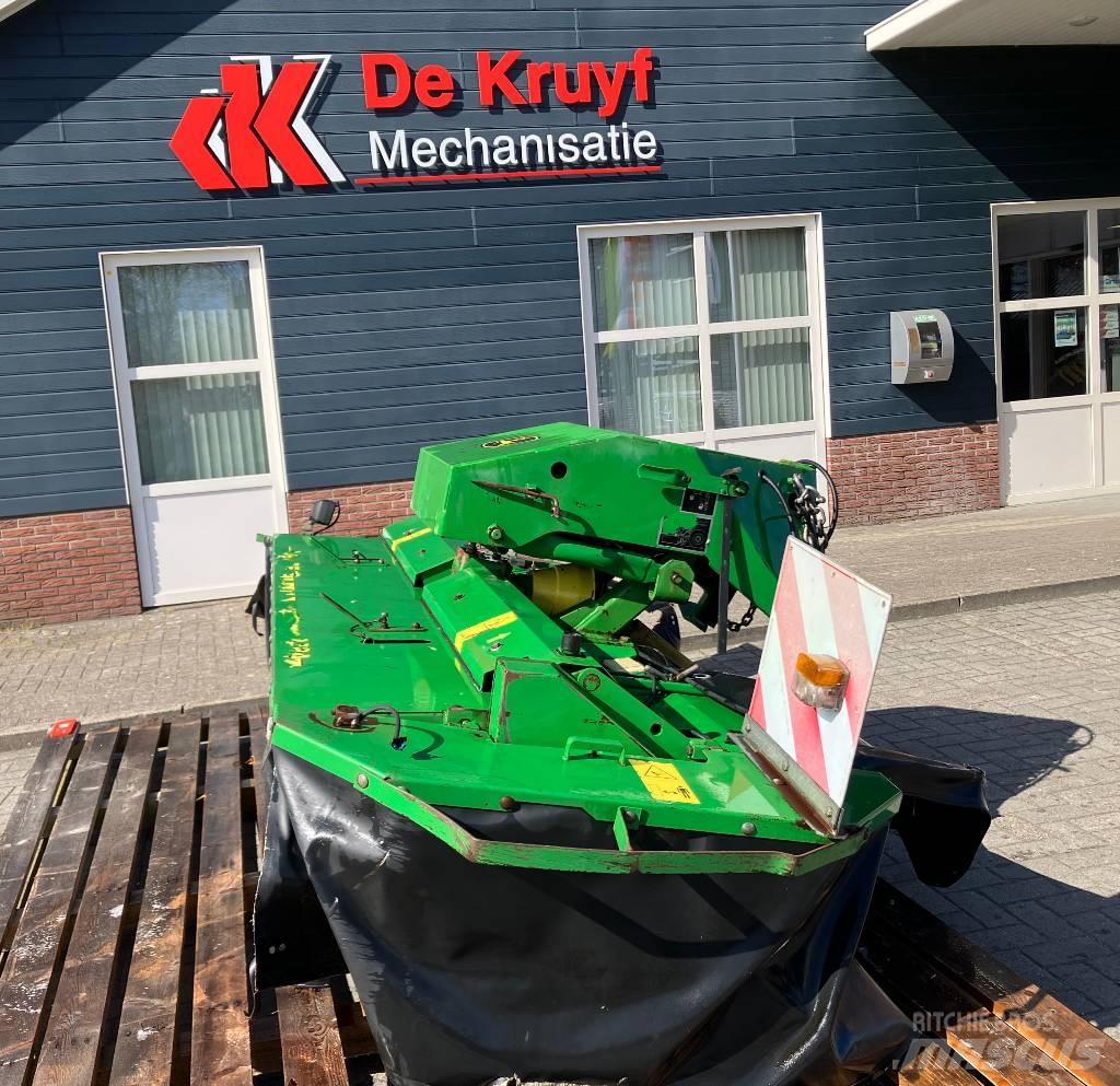 John Deere CC 228 A جزازات