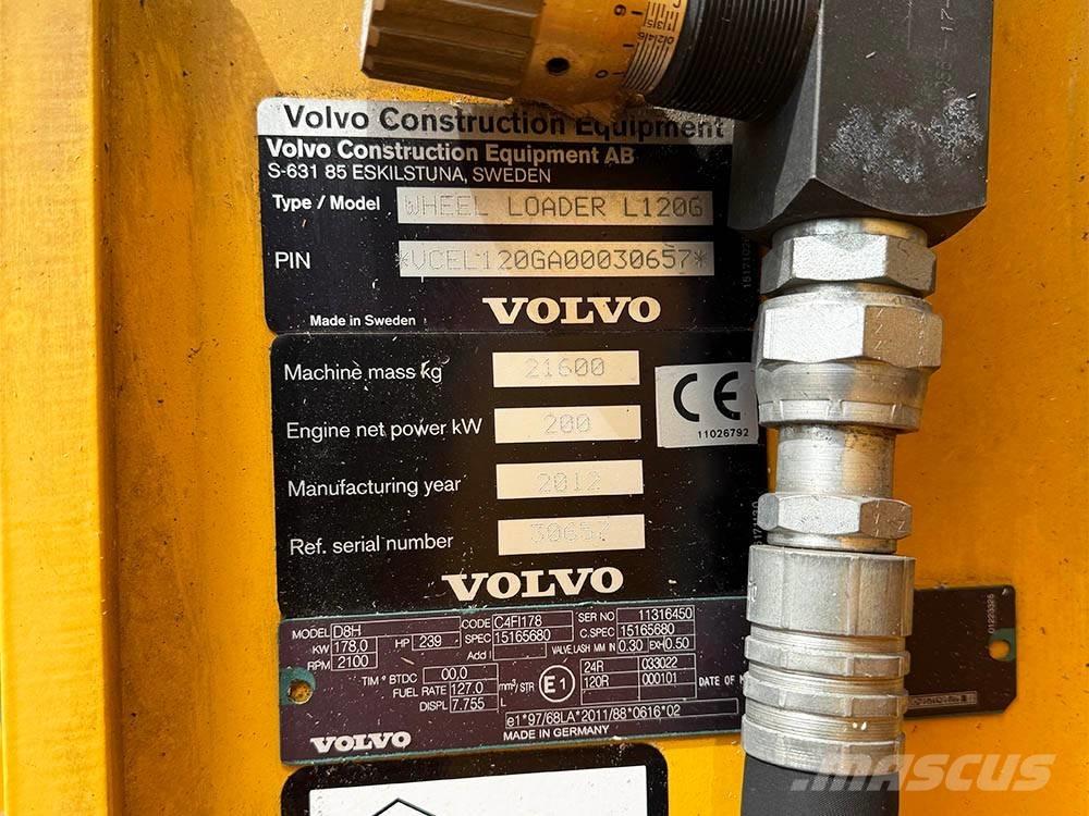 Volvo L 120 G لوادر بعجل