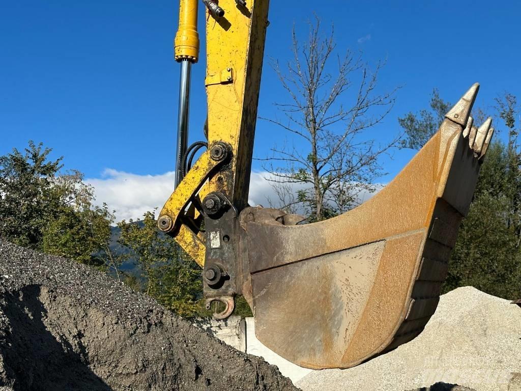 Komatsu PC 138 US حفارات زحافة