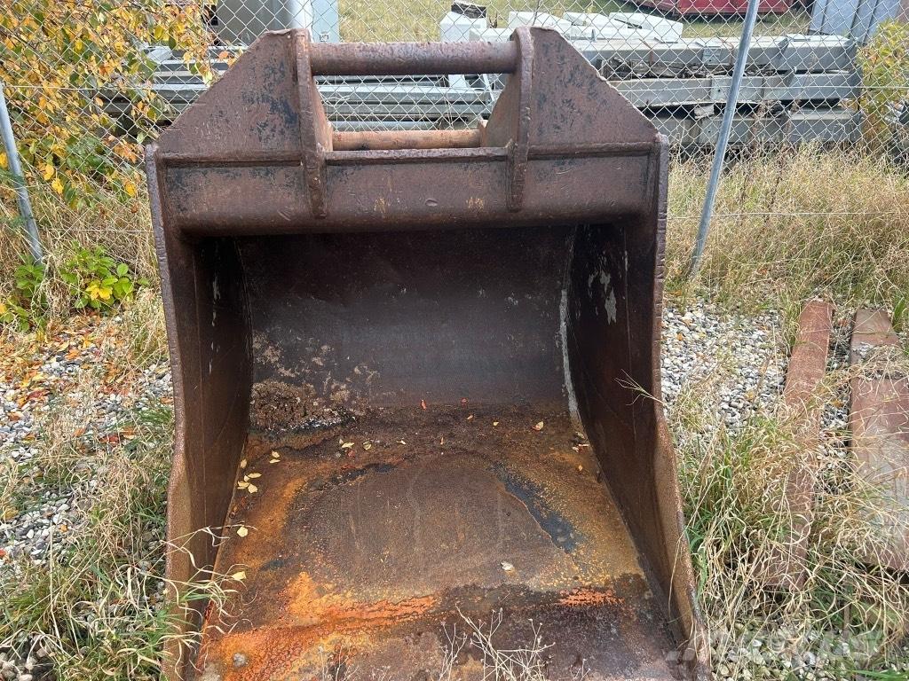 CAT 328 D LCR حفارات زحافة