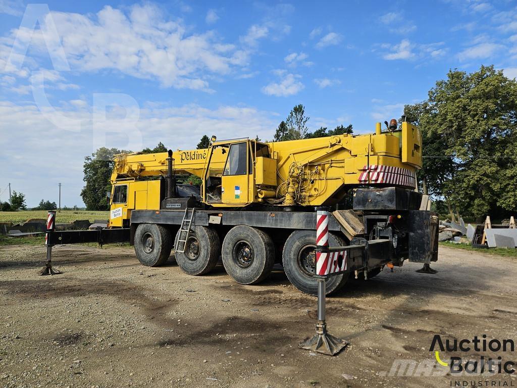 Liebherr LTM 1060 شاحنات الرافعات