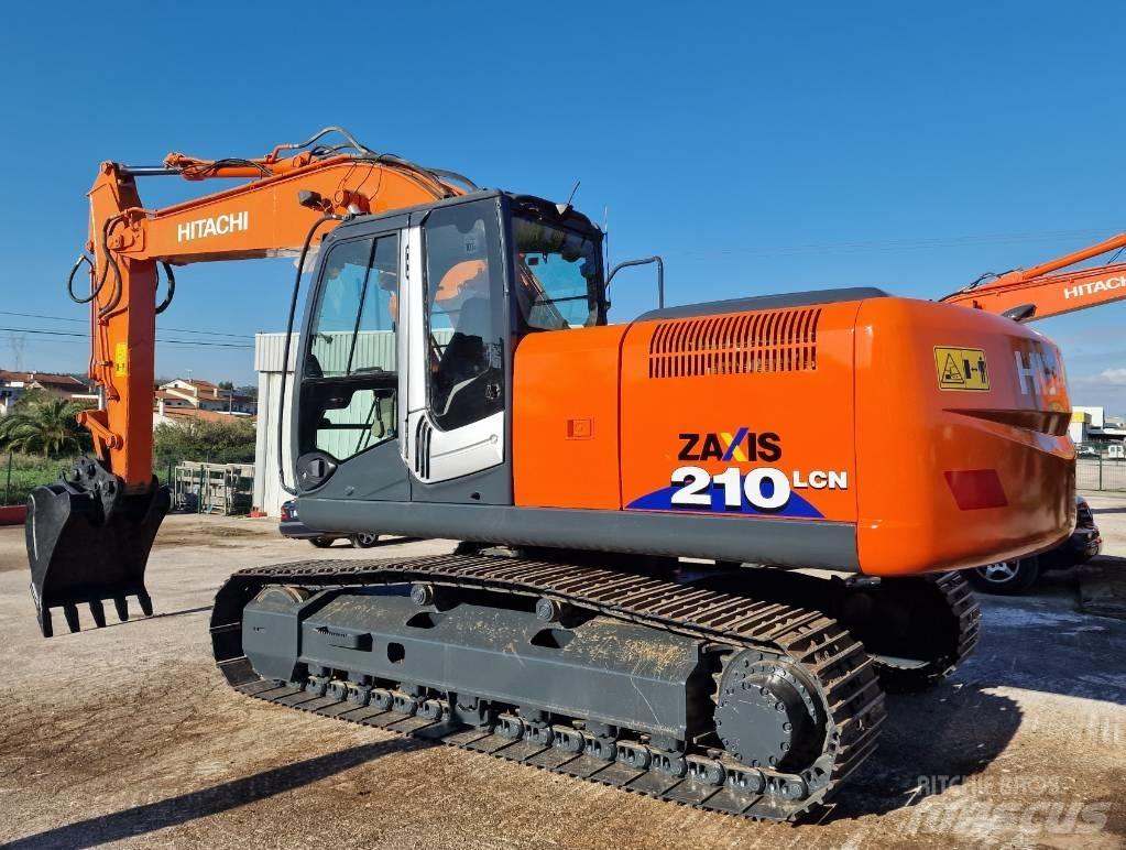 Hitachi ZX 210-3 حفارات زحافة
