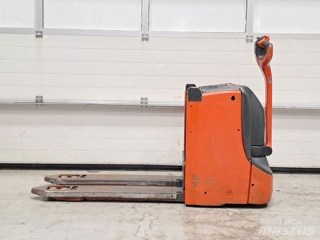 Linde T16L معدات الرفع منخفض المستوى