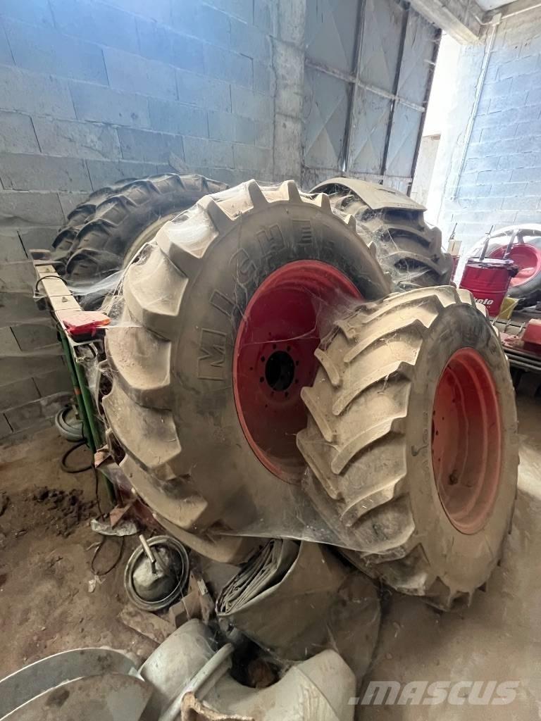 Fendt Farmer 312 الجرارات