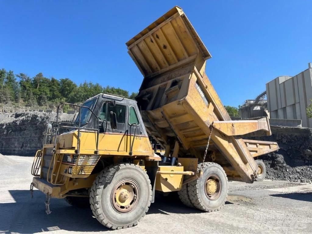 CAT 769 D شاحنات المخلفات الصلبة