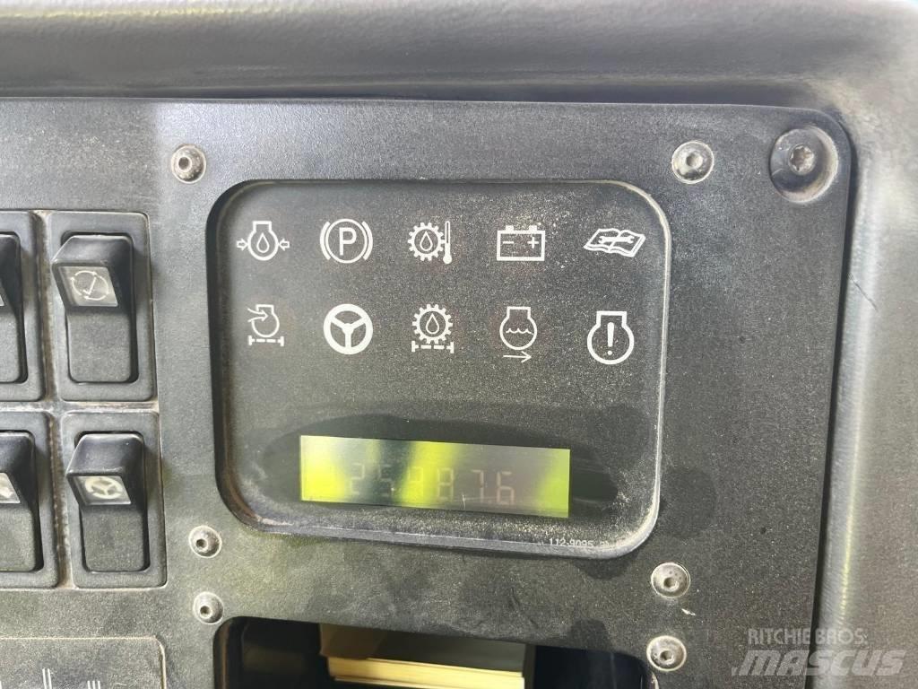 CAT 769 D شاحنات المخلفات الصلبة