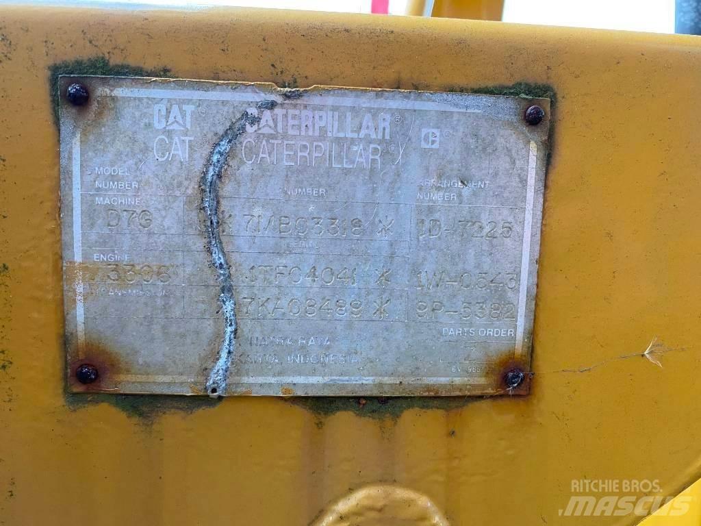 CAT D 7 G بلدوزرات مجنزرة