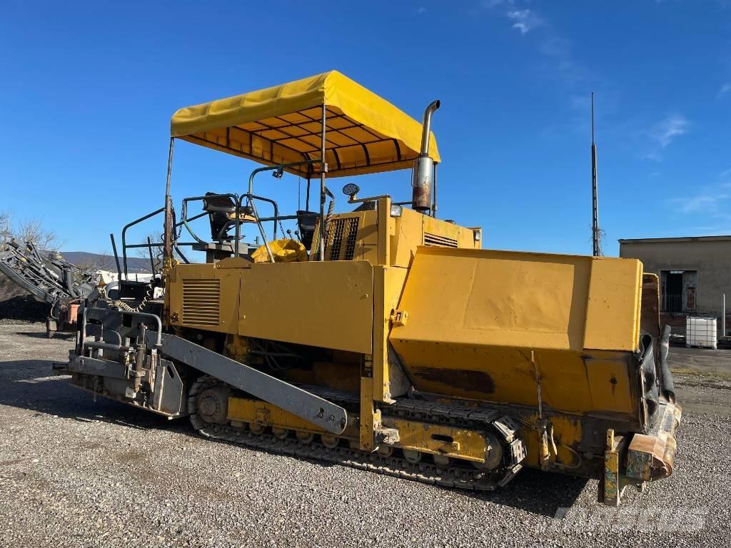 Vögele 1800 معدات السفلتة