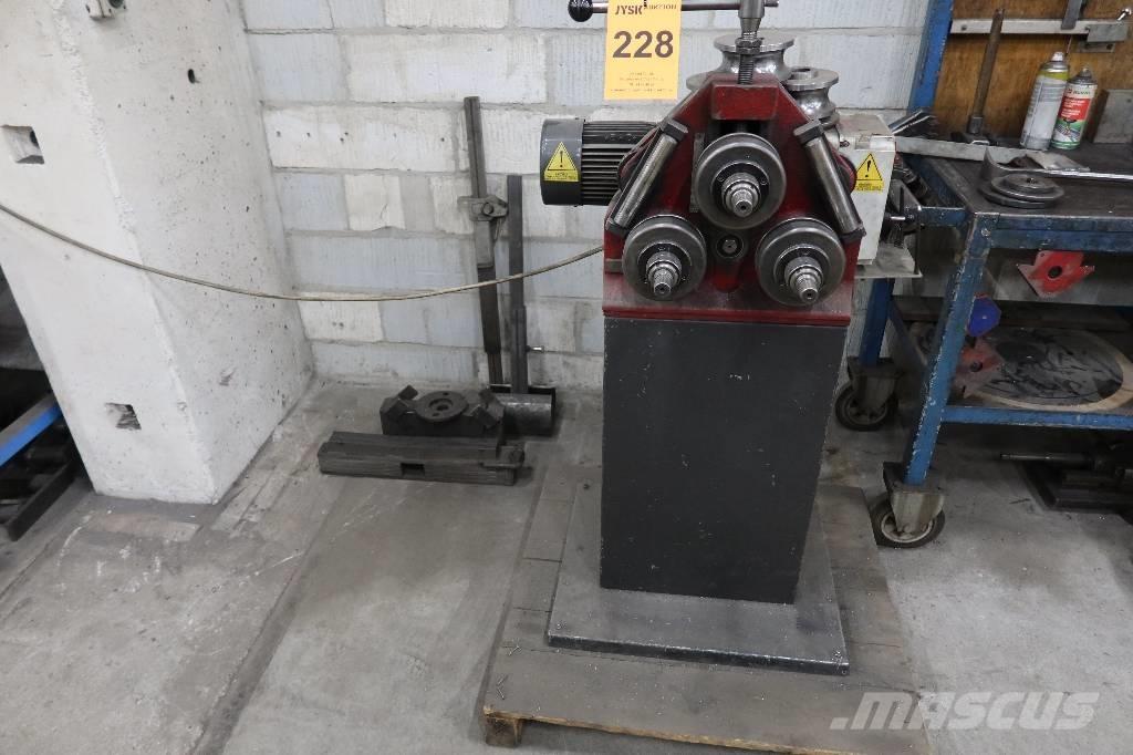 Tauring Beta 35 M أخرى