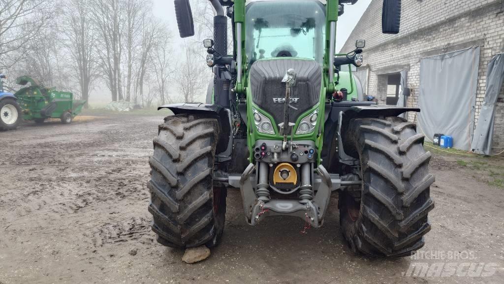 Fendt 724 Profi Plus الجرارات