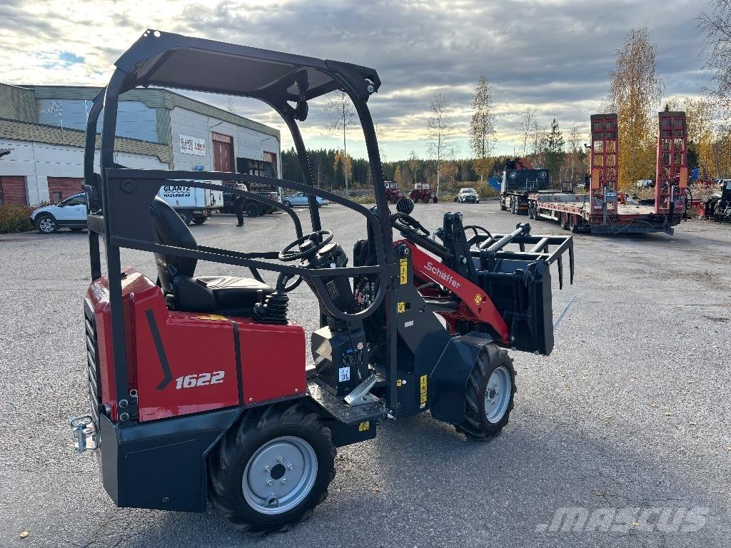 Schäffer 1622 لوادر متعددة الأغراض