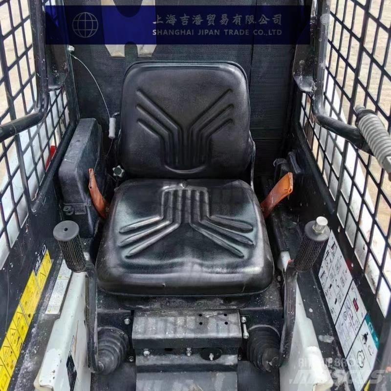 Bobcat s70 لوادر انزلاقية التوجيه