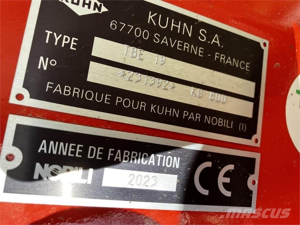 Kuhn TBE 19 جزازات وأغطية المراعي