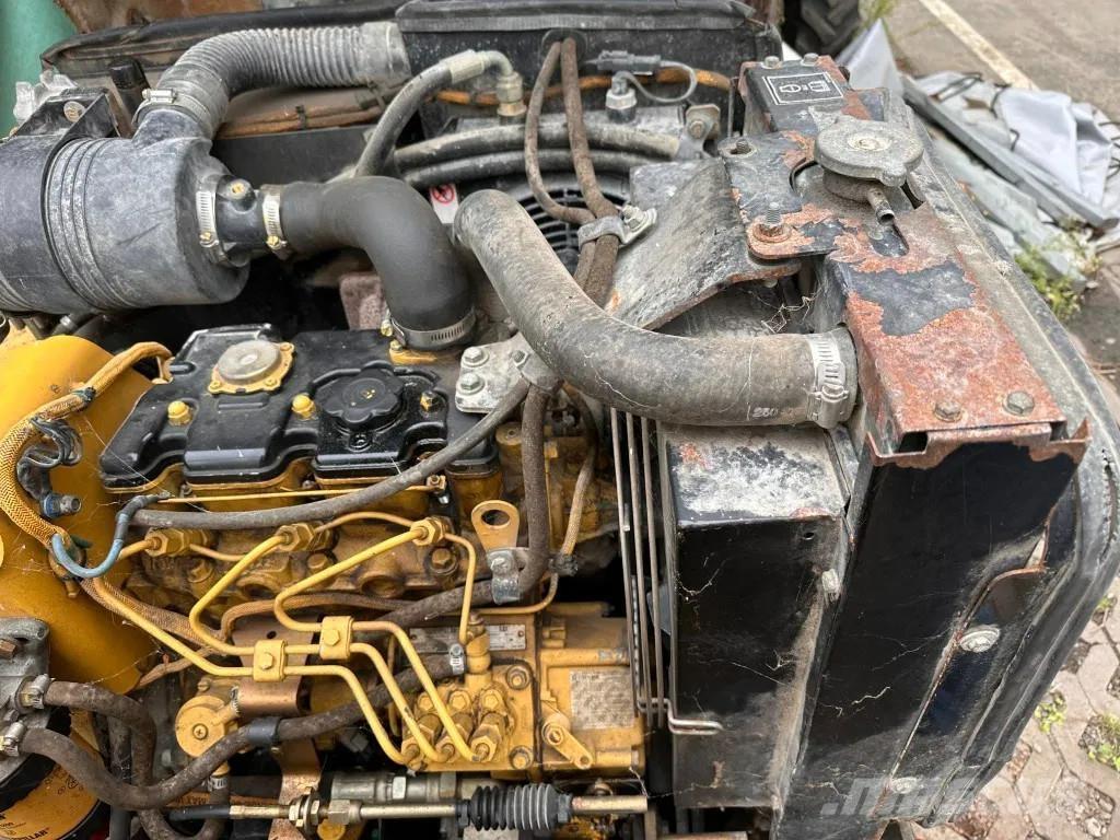 CAT CB-225E مداحل متنوعة