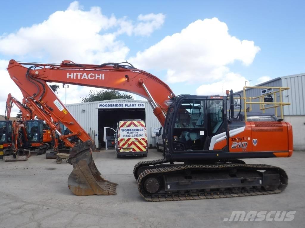 Hitachi ZX 210 LC-7 حفارات زحافة