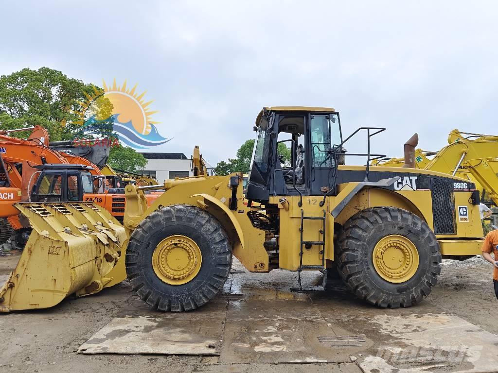 CAT 980 G لوادر بعجل