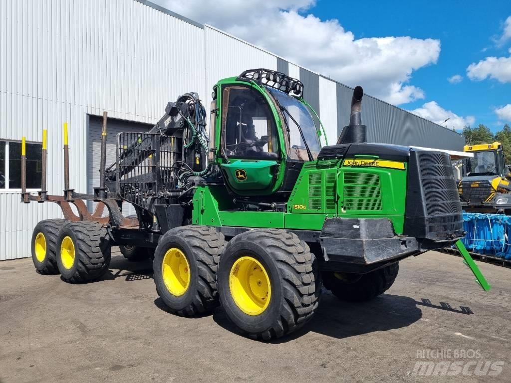John Deere 1510G شاحنات