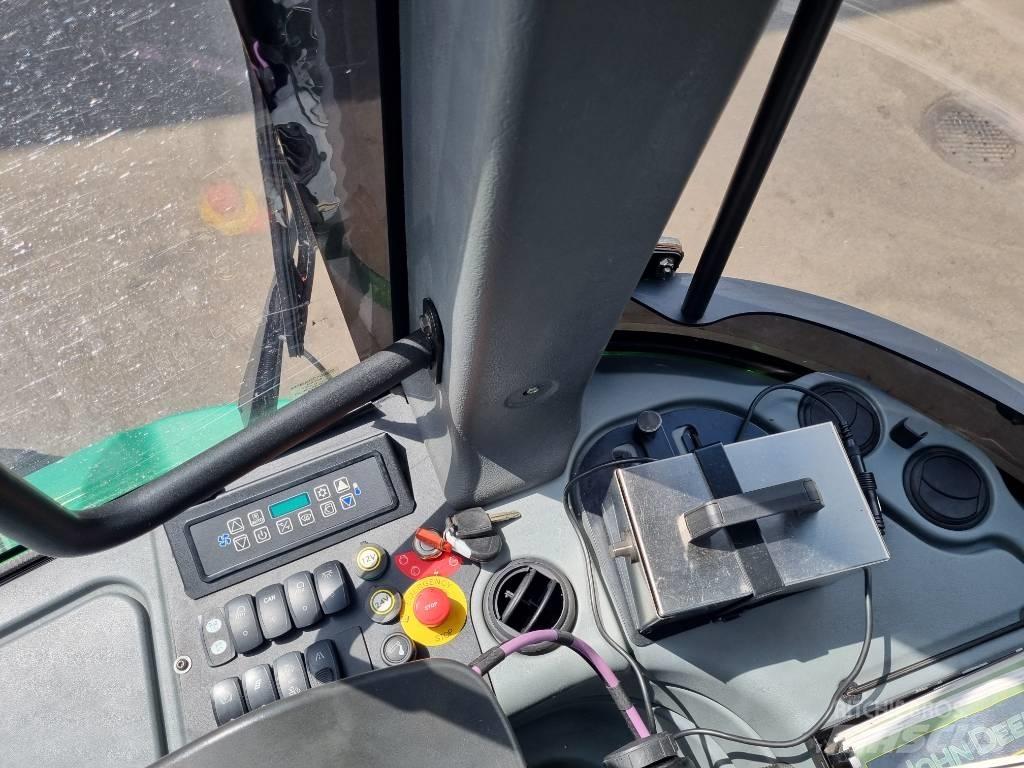 John Deere 1510G شاحنات