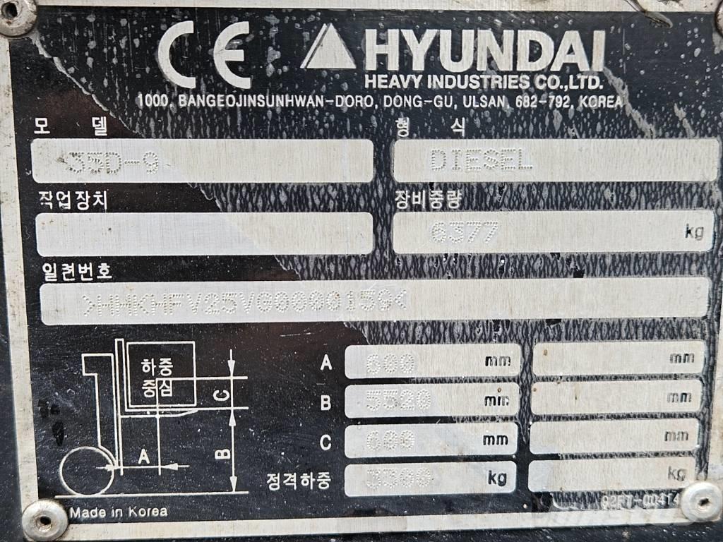 Hyundai 35d-9 شاحنات الديزل