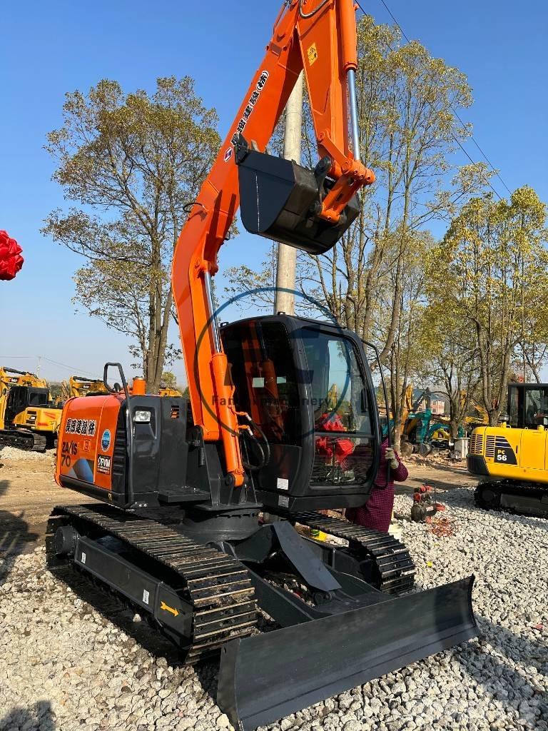 Hitachi ZX 70 حفارات زحافة