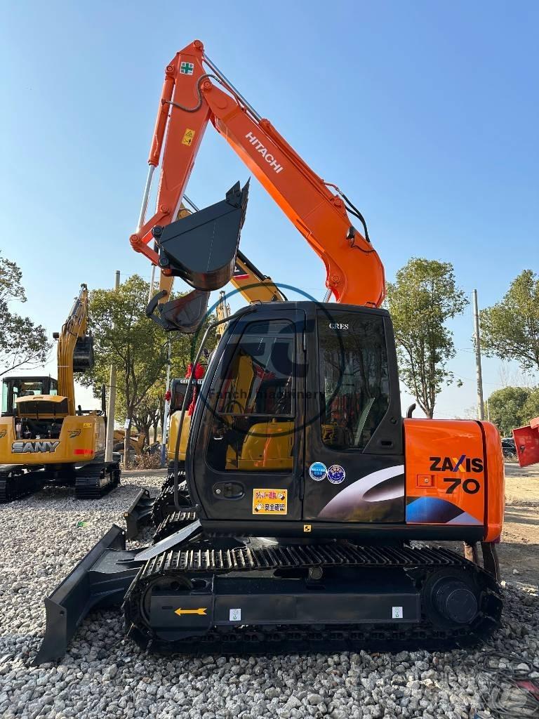 Hitachi ZX 70 حفارات زحافة