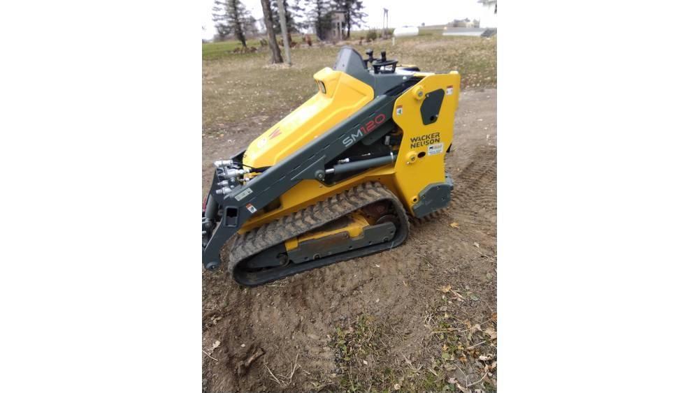 Wacker Neuson S120 لوادر انزلاقية التوجيه
