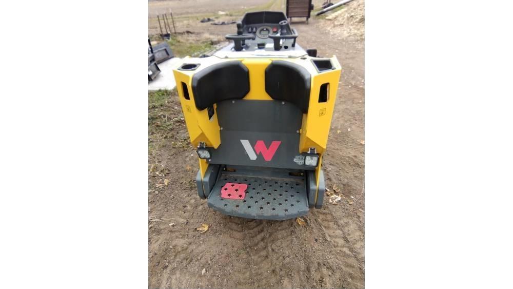 Wacker Neuson S120 لوادر انزلاقية التوجيه