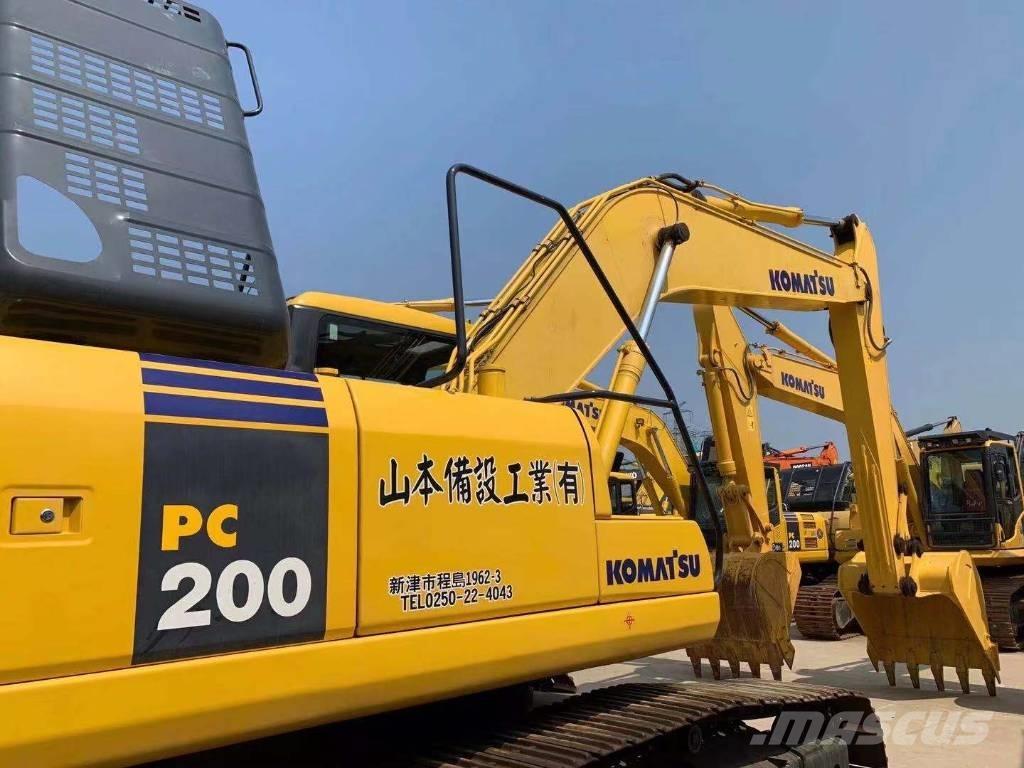 Komatsu pc200-7 حفارات زحافة