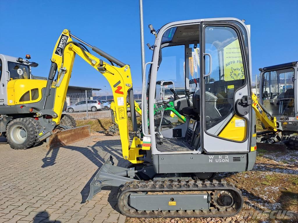 Wacker Neuson ET16 حفارات زحافة