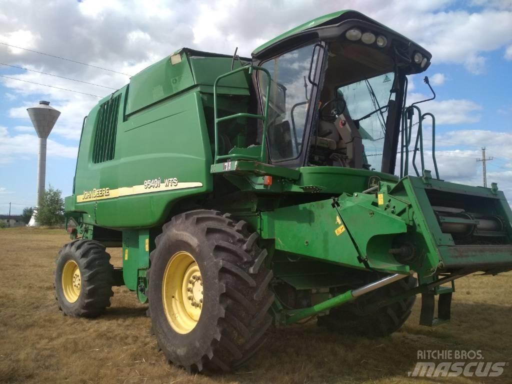 John Deere 9540 WTS ملحقات الحصادات