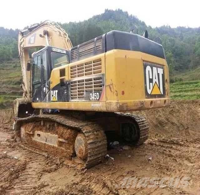 CAT 345 D L حفارات زحافة