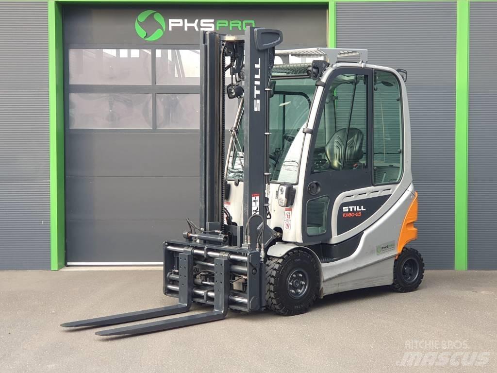 Still RX 60-25 شاحنات ذات رافعات شوكية تعمل بالكهرباء