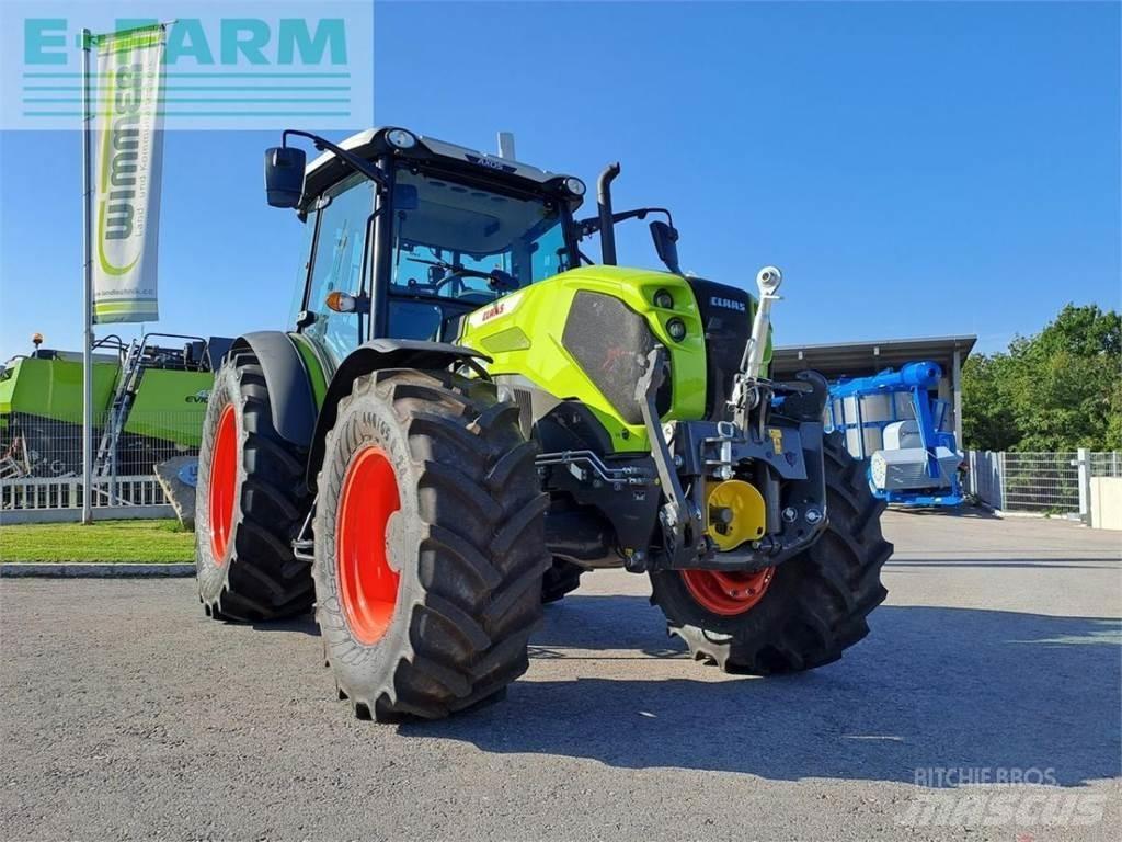 CLAAS axos 240 الجرارات