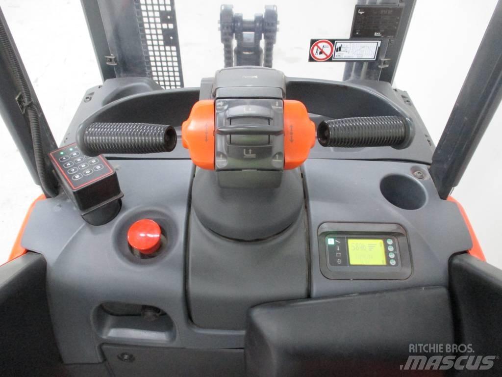 Linde D 14 SP شاحنات مناولة ذاتية الدفع